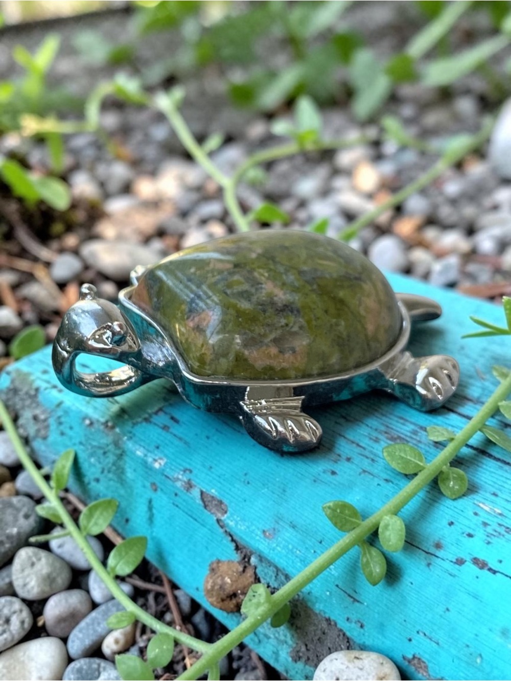 NWOT Unakite Turtle Pendant Silver Tone Natural Gemstone Nature Jewelry